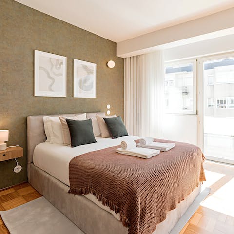 Wake up feeling refreshed and raring to explore the city