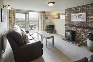Whispering Pines Cottage image 12