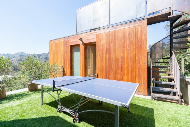 The Glass Box Hollywood Hills Los Angeles Plum Guide The Glass Box Hollywood Hills Los Angeles Plum Guide
