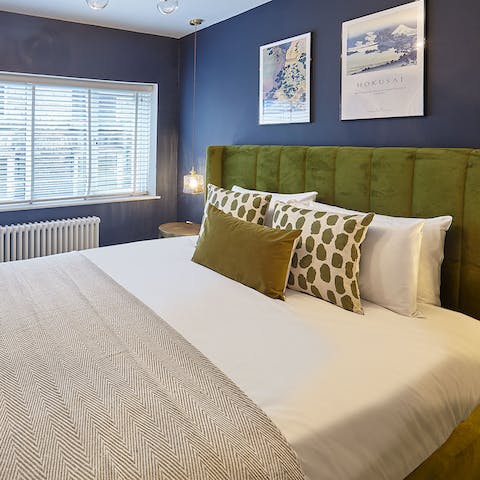 Wake up in the stylish bedrooms feeling rested and ready for another day of Whitby sightseeing