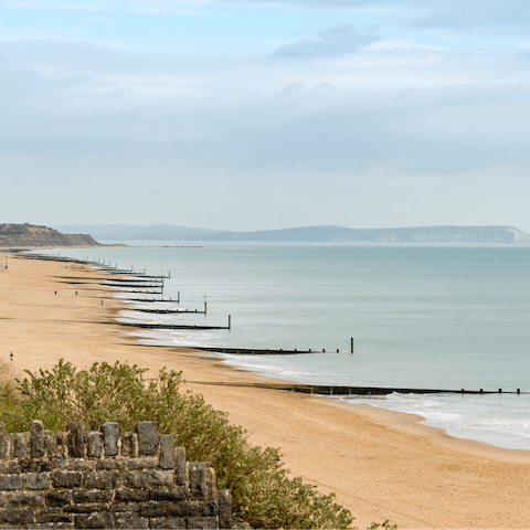 Drive to Lyme Regis in under ten minutes for a beach day