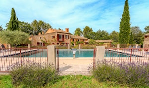 Roussillon Retreat image 1