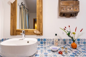Roussillon Retreat image 3