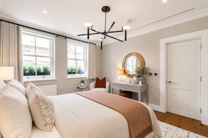 Mayfair Mews image 7