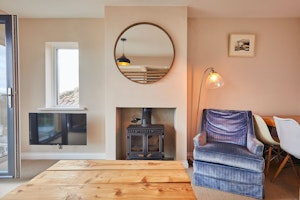 Castle Retreat image 9