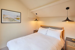 Lighthouse Lodge image 5