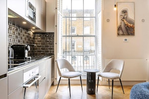 Regent & Brick image 11