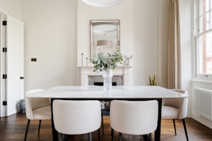 Knightsbridge Square image 3