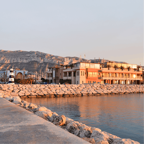 Visit the picturesque port town of Denia – an 11km drive away