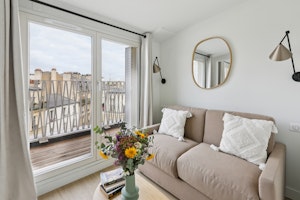 Paris Peace image 9