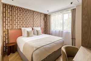 The Eiffel Pad image 12