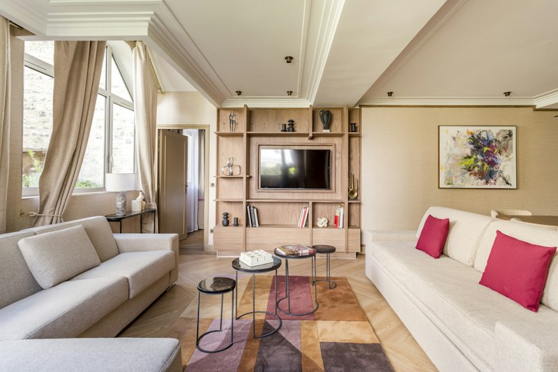 The Eiffel Pad main image