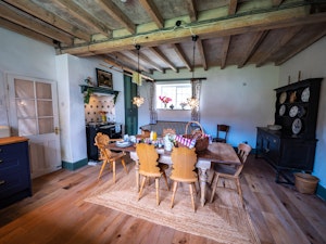 Tudor Dreams image 13