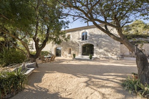 The Gem of Provence image 14
