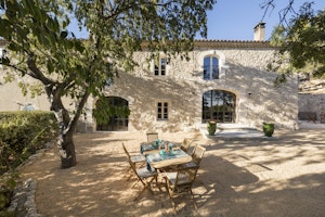 The Gem of Provence image 1