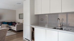 Regency Mews V image 6