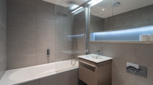 Regency Mews V image 3