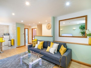 Dublin Road Hideaway image 9