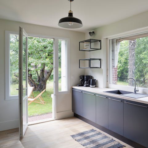 Open the doors and feel the refreshing spirit of the sea