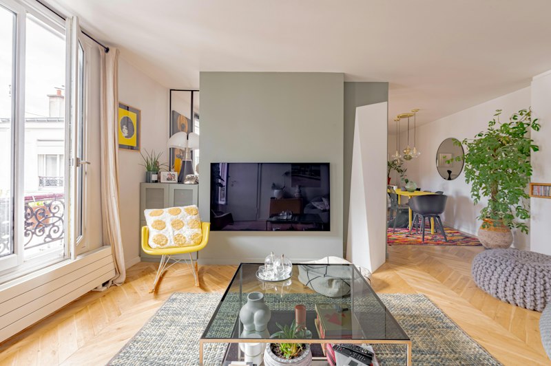Eames' Nest main image