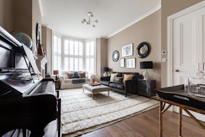 Notting Hill Notes image 5