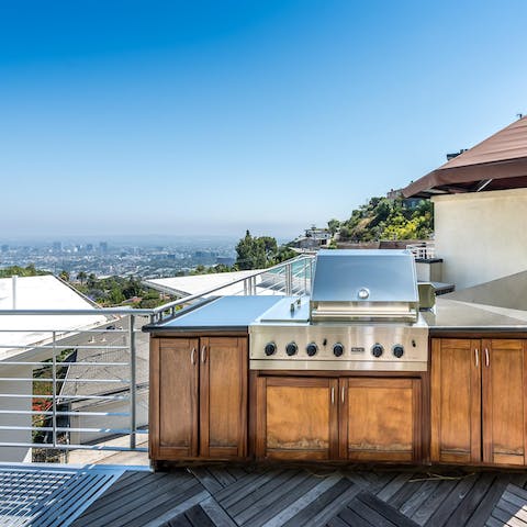 Barbecue with unrivalled views of the city in the horizon 