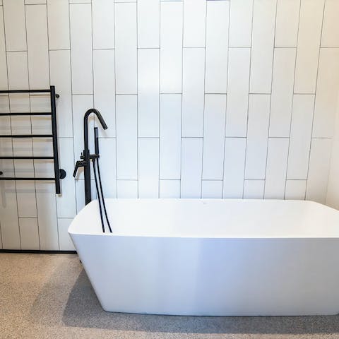 Treat yourself to an indulgent soak in the freestanding tub