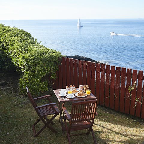 Take in the marvellous sea views from the sunny patio while enjoying breakfast