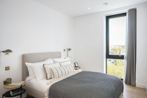 The Lorraine image 12