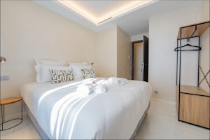 Riviera's Rest image 13