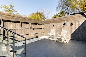 Garden of Ealing image 8
