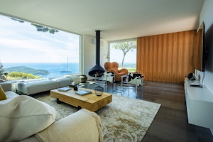Golden Hill Riviera image 13