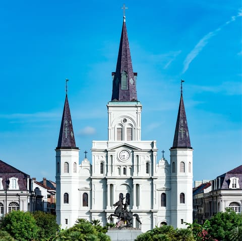 Take a picnic to Jackson Square, a sixteen-minute walk away