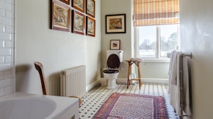 Lords & Ladies image 13