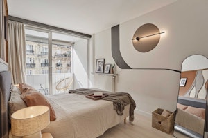 Mornings in the Sixteenth image 9