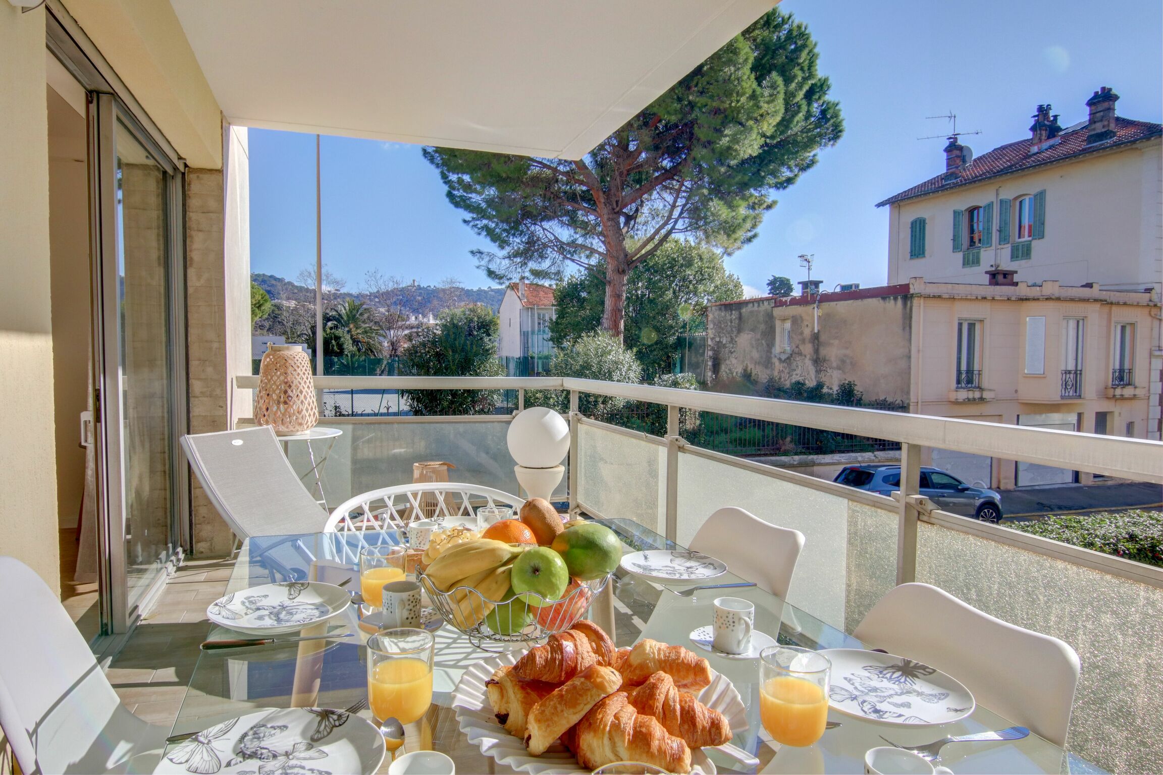 Red Carpet to Cannes