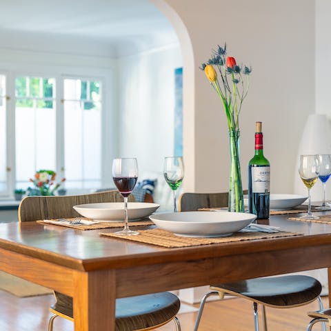 Share a bottle of Californian wine in the open-plan living area