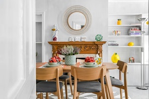 Mayfair Retreat image 1