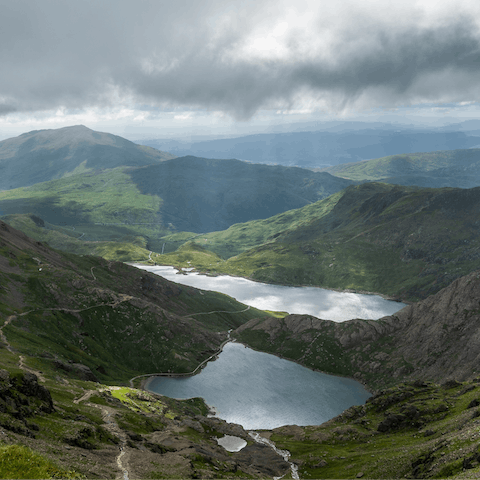 Set off on an adventure across the majestic Snowdonia National Park