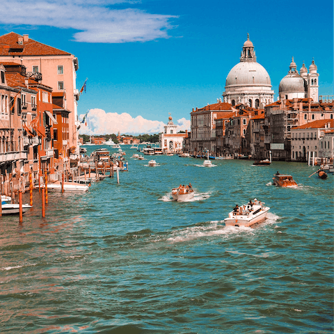 Stroll down to the Grand Canal in two minutes and catch a water taxi