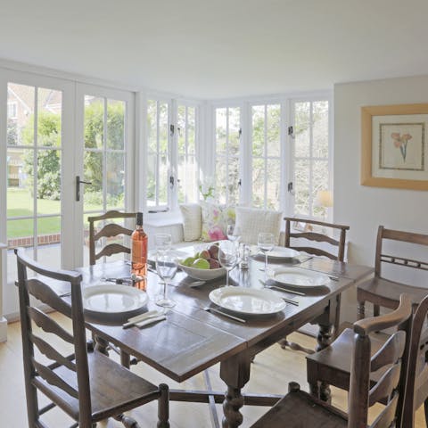Start the day with a hearty breakfast around the sun-drenched dining table