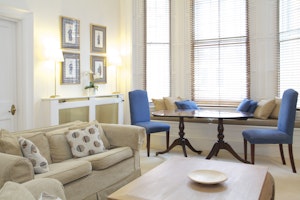 The Dame Of Chelsea image 3