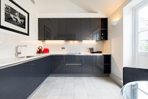 The Mayfair Penthouse image 8