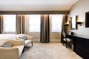 The Mayfair Penthouse image 7