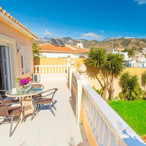 Look forward to dining alfresco on the terrace