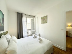 Golden Avenue image 2