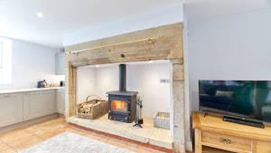 Sandstone Hearth image 11