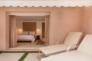 Cannes Delight image 3