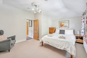 The Hampton View image 7
