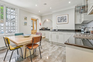 The Hampton View image 6